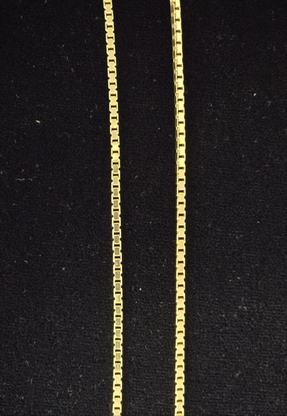 18Kt Yellow Gold Box Link Chain