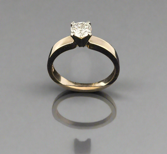14Kt Yellow Gold Solitaire Engagement Ring